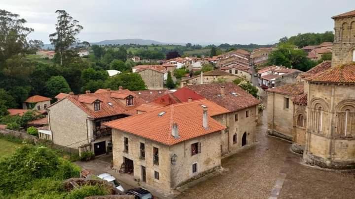 Hotel Hospedaje Octavio Santillana del Mar Esterno foto