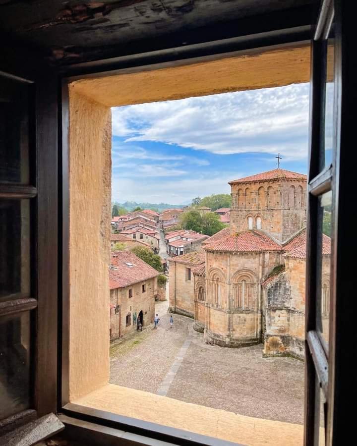Hospedaje Octavio Santillana del Mar Esterno foto
