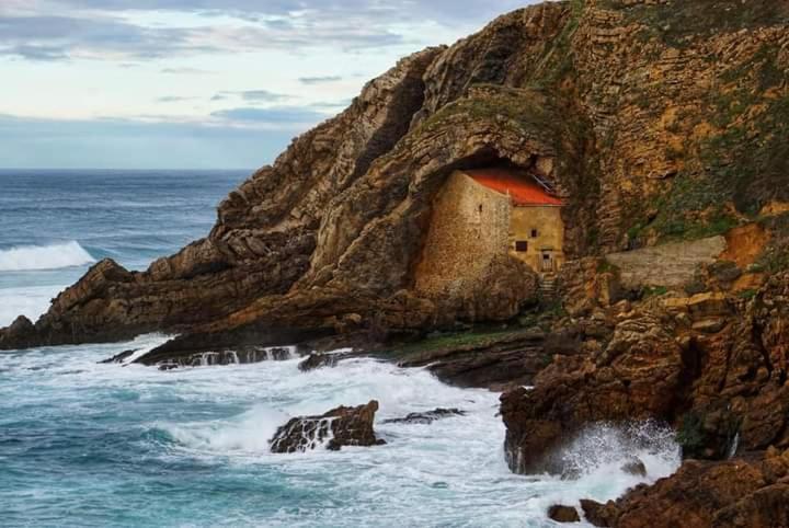 Hospedaje Octavio Santillana del Mar Esterno foto