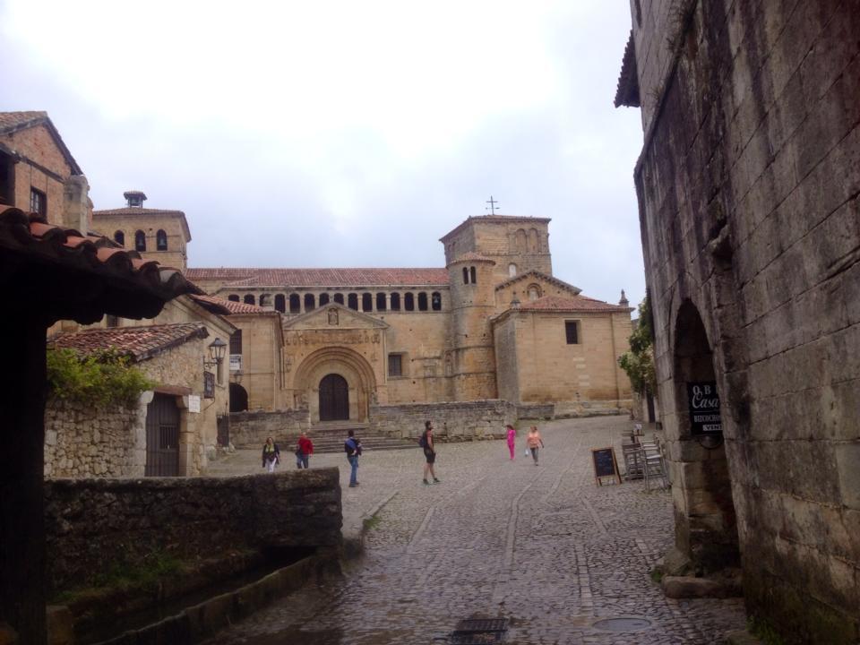 Hospedaje Octavio Santillana del Mar Esterno foto