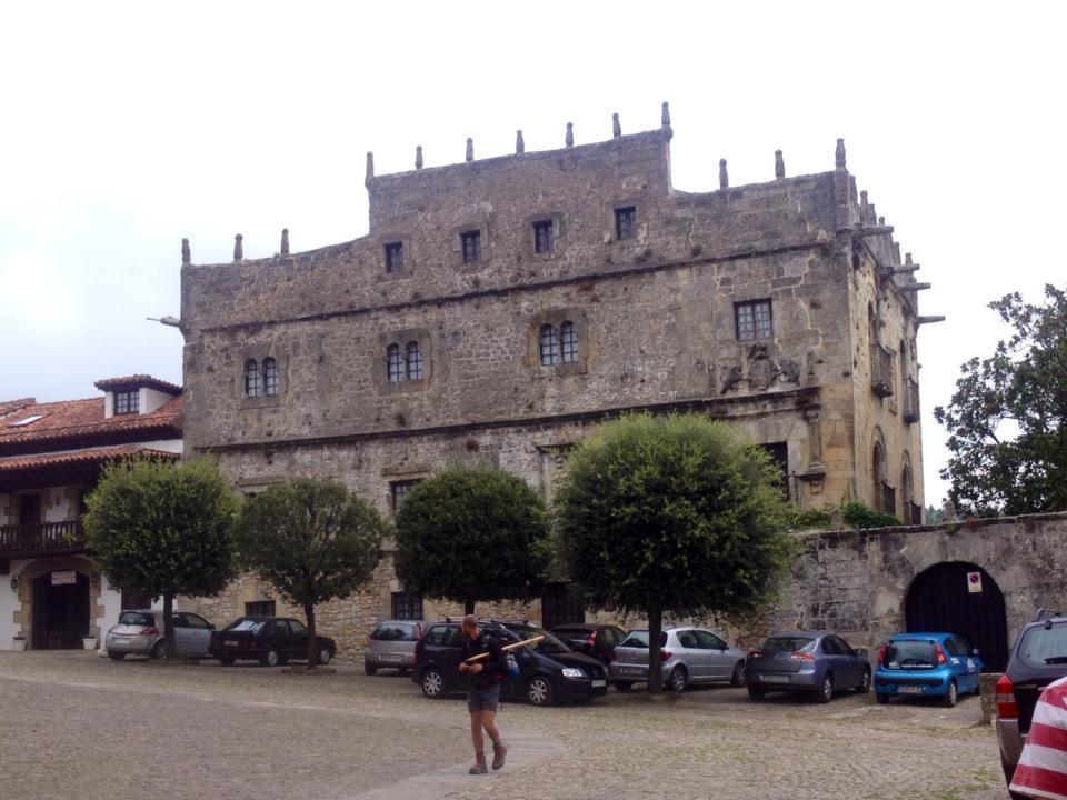 Hospedaje Octavio Santillana del Mar Esterno foto